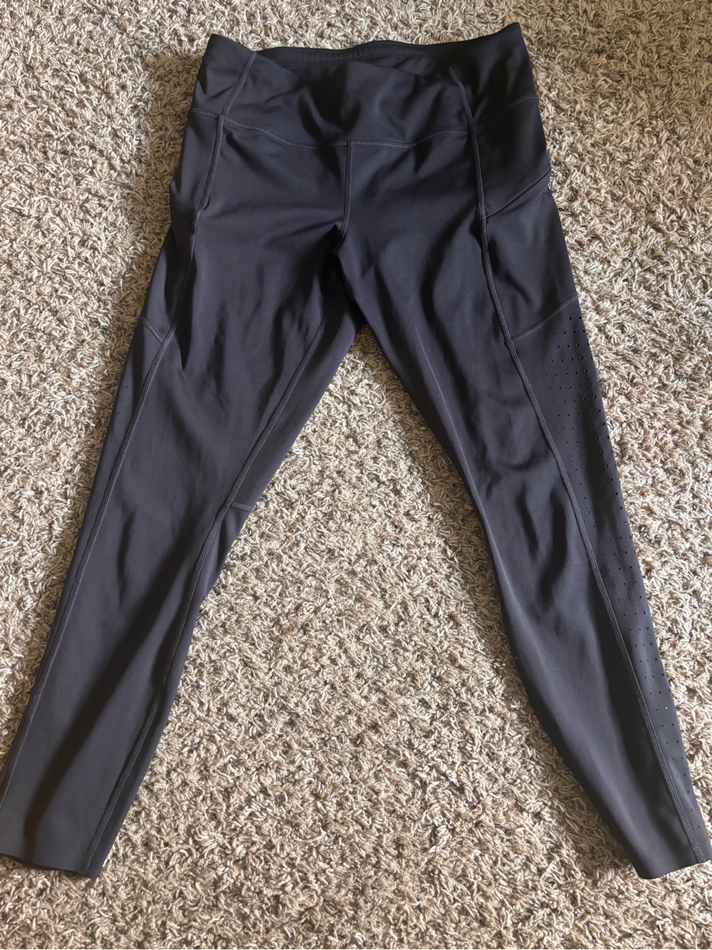 Athleta Women’s Black High Rise Laser Cut Pocket Leggings Size (Add Size) EUC